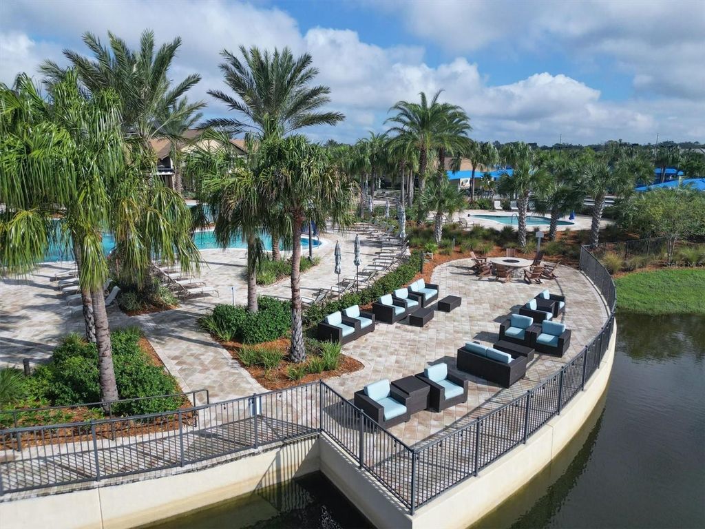Image 47 of property listing at 17523 HAMPTON FALLS TERRACE, Bradenton, FL 34202