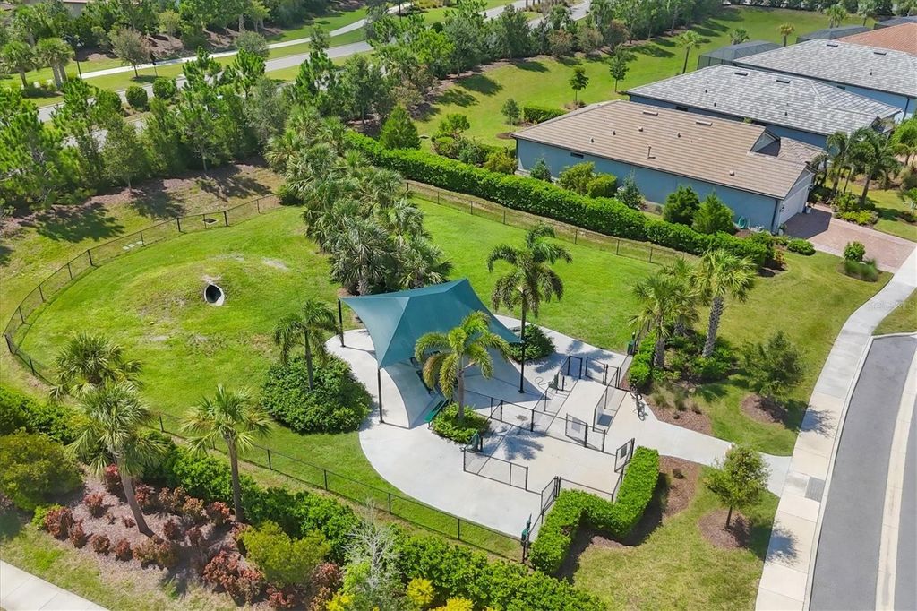 Image 59 of property listing at 17523 HAMPTON FALLS TERRACE, Bradenton, FL 34202