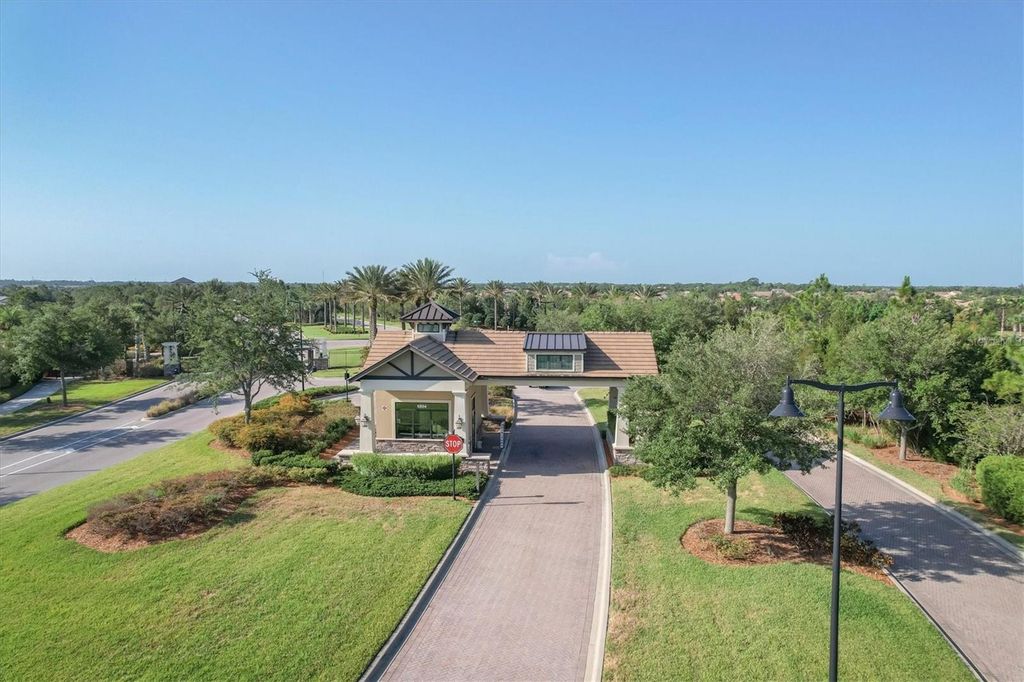 Image 60 of property listing at 17523 HAMPTON FALLS TERRACE, Bradenton, FL 34202