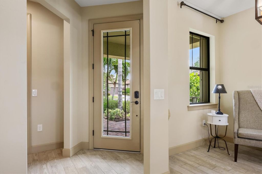 Image 10 of property listing at 17523 HAMPTON FALLS TERRACE, Bradenton, FL 34202
