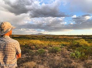 11640 S Lava Peak Road, Vail, AZ 85641