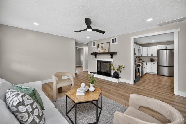 10944 Lemarie Drive, Sharonville, OH 45241
