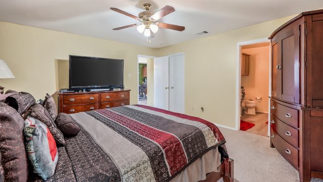 424 Summer Tree Drive, Hutchins, TX 75141