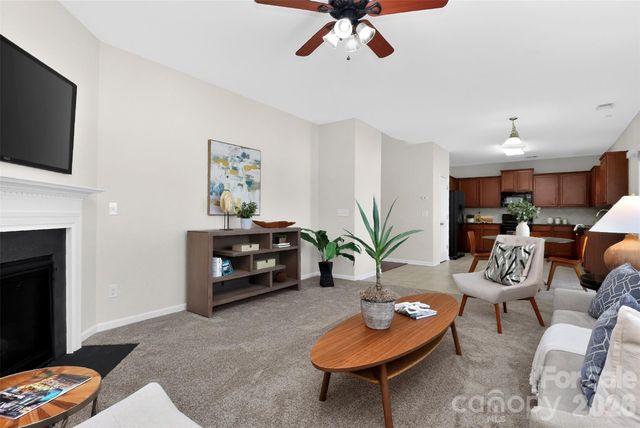 903 Traditions Park Drive, Pineville, NC 28134