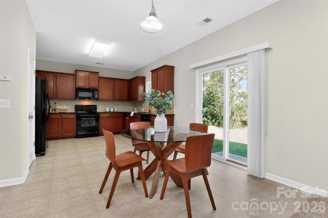 903 Traditions Park Drive, Pineville, NC 28134