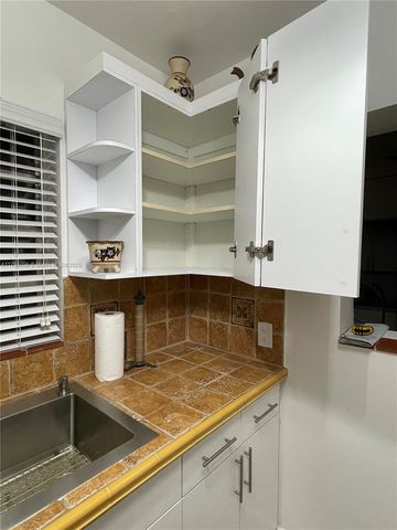 63 NW 51st Ave 63, Miami, FL 33126