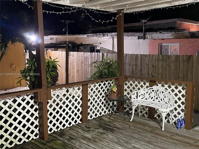 63 NW 51st Ave 63, Miami, FL 33126