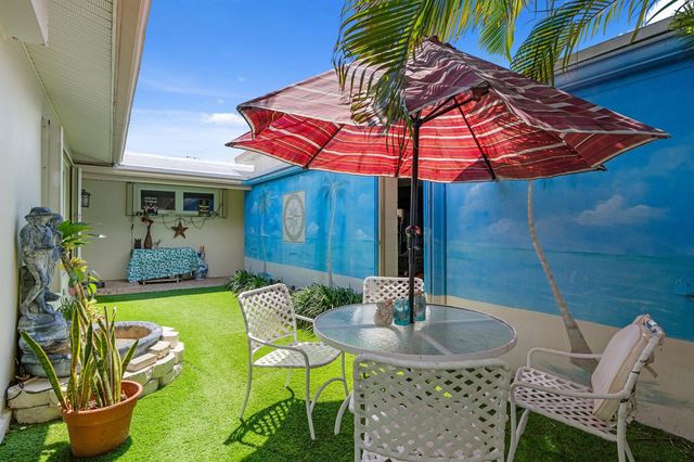 1166 Beach Road, Singer Island, FL 33404