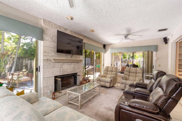 1166 Beach Road, Singer Island, FL 33404