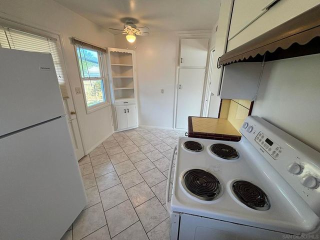 1676 Chatsworth Blvd, San Diego, CA 92107