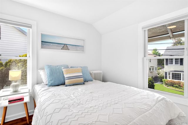 12 Smull Place, Port Washington, NY 11050