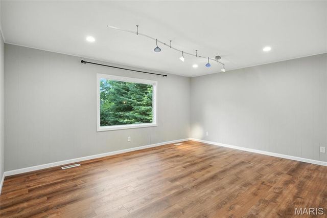 13102 Cannes Drive, Creve Coeur, MO 63141