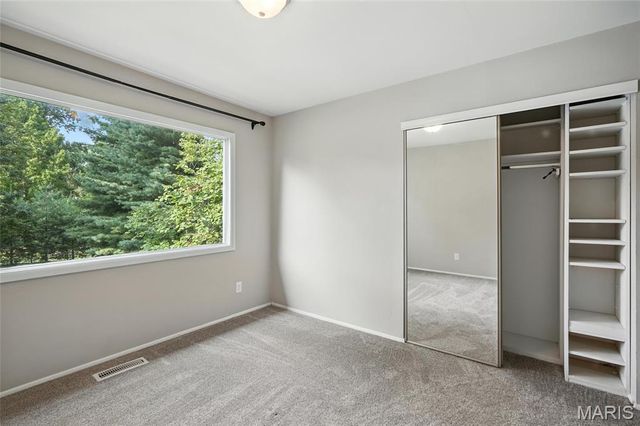 13102 Cannes Drive, Creve Coeur, MO 63141