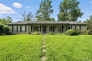 13102 Cannes Drive, Creve Coeur, MO 63141