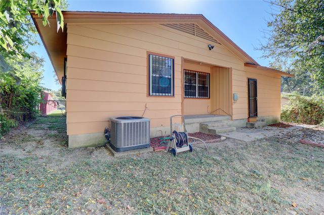 4209 Leland College Drive, Dallas, TX 75241