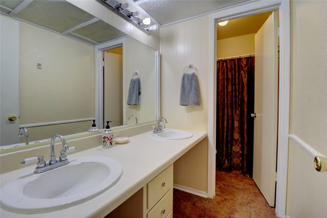 4209 Leland College Drive, Dallas, TX 75241