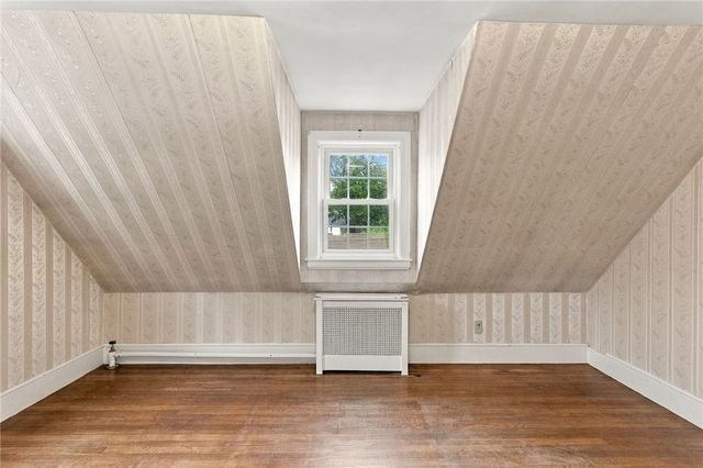 14 Englewood Lane, Warwick, RI 02888