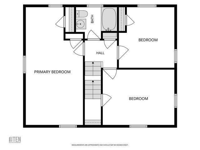 14 Englewood Lane, Warwick, RI 02888