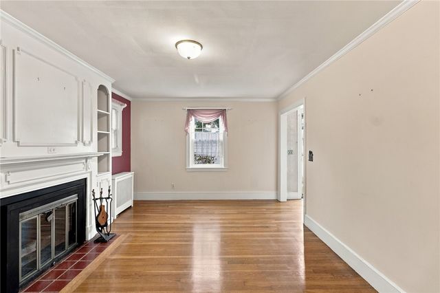 14 Englewood Lane, Warwick, RI 02888