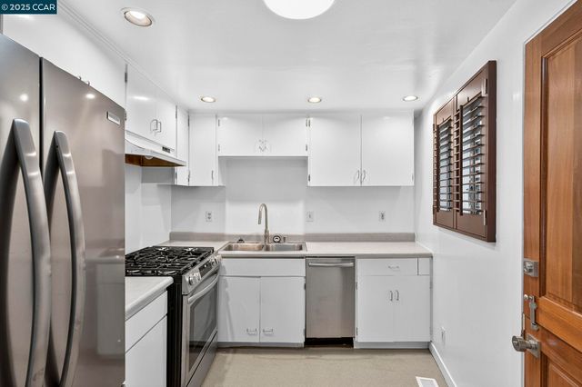 405 Scenic Ave, San Anselmo, CA 94960