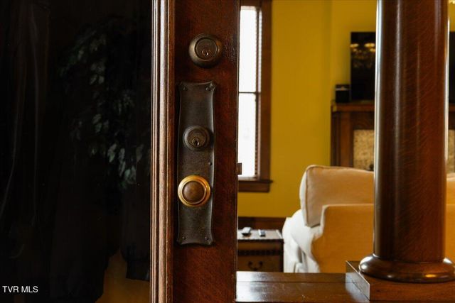 801 Holston Avenue, Bristol, TN 37620