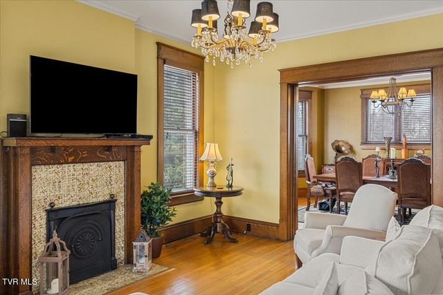 801 Holston Avenue, Bristol, TN 37620