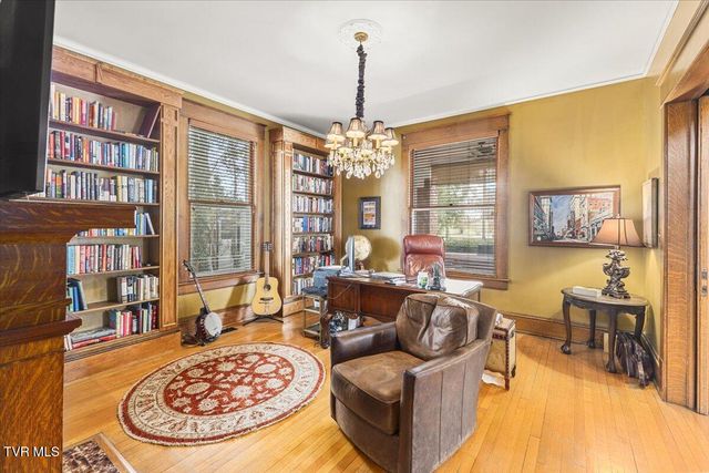 801 Holston Avenue, Bristol, TN 37620