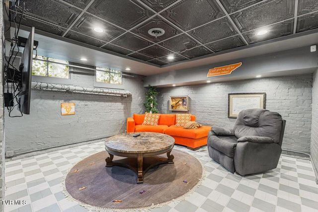 801 Holston Avenue, Bristol, TN 37620