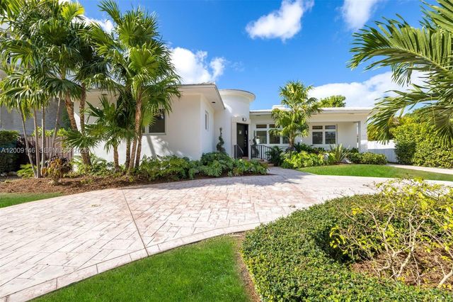 4340 Pine Tree Dr, Miami Beach, FL 33140