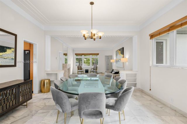 4340 Pine Tree Dr, Miami Beach, FL 33140