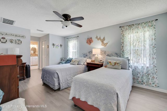 8224 Sugarbush Drive, Spring Hill, FL 34606