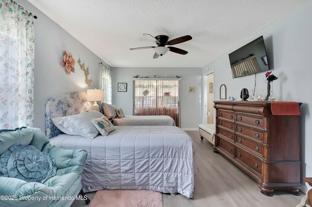 8224 Sugarbush Drive, Spring Hill, FL 34606