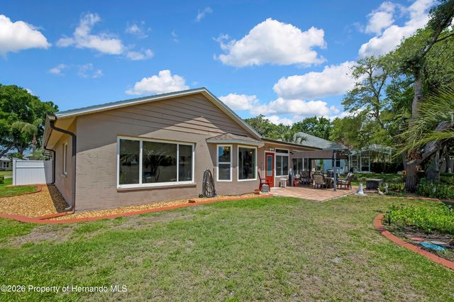 8224 Sugarbush Drive, Spring Hill, FL 34606