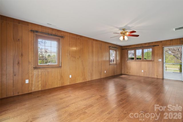 441 Mulberry Street, Clyde, NC 28721
