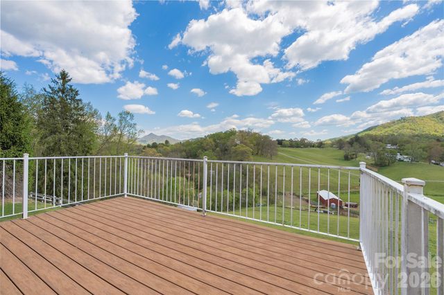 441 Mulberry Street, Clyde, NC 28721