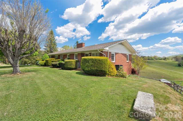 441 Mulberry Street, Clyde, NC 28721