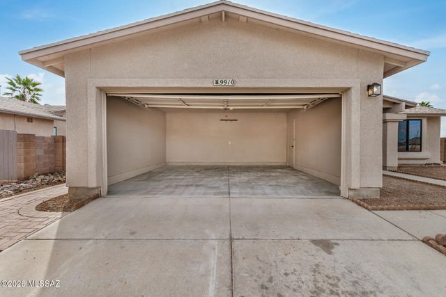 9910 E Gray Hawk Drive, Tucson, AZ 85730