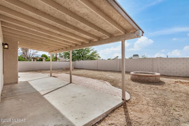 9910 E Gray Hawk Drive, Tucson, AZ 85730