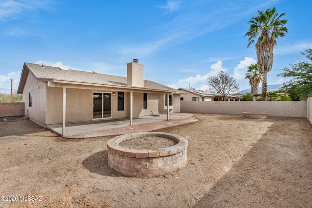 9910 E Gray Hawk Drive, Tucson, AZ 85730