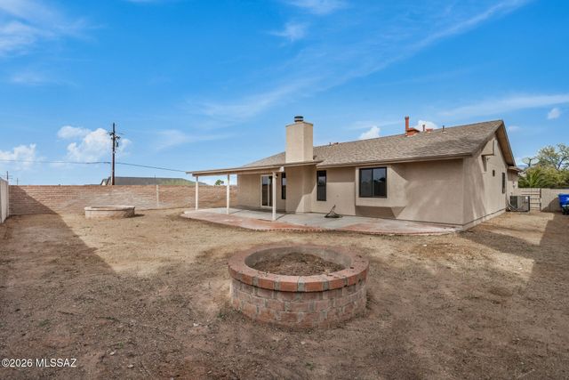 9910 E Gray Hawk Drive, Tucson, AZ 85730