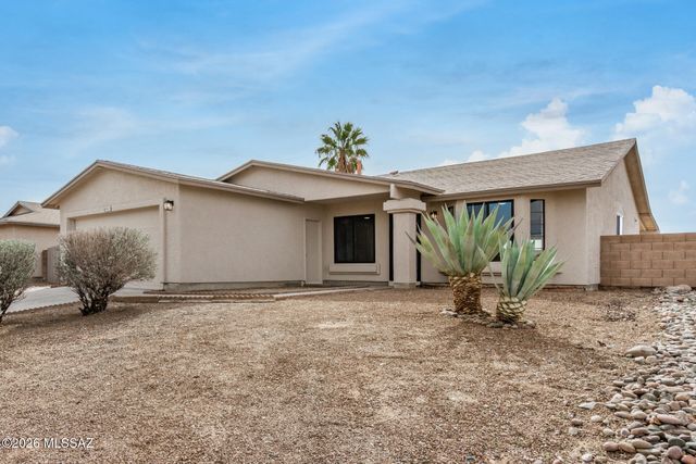 9910 E Gray Hawk Drive, Tucson, AZ 85730