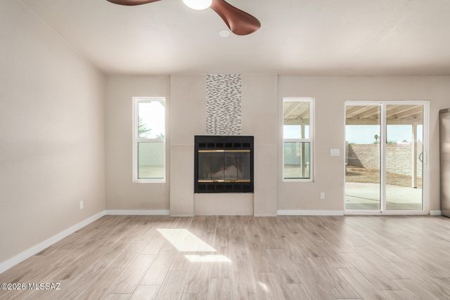 9910 E Gray Hawk Drive, Tucson, AZ 85730