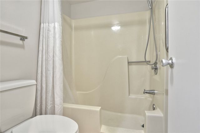 6 Plantation Drive 102, Vero Beach, FL 32966