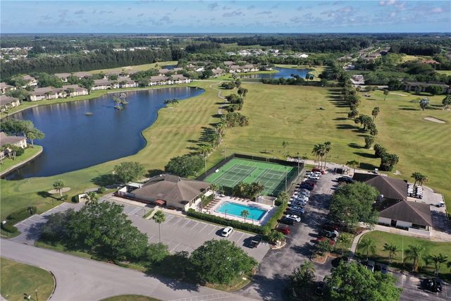 6 Plantation Drive 102, Vero Beach, FL 32966