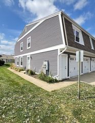 358 E FARMINGDALE Circle, Vernon Hills, IL 60061