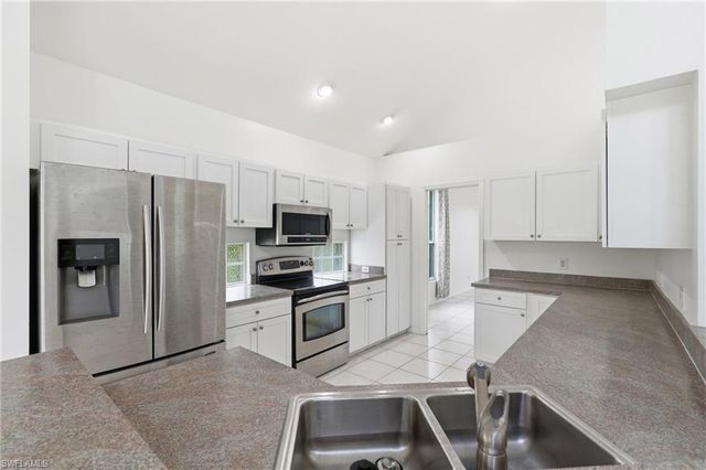 17841 Bermuda Dunes DR, Fort Myers, FL 33967