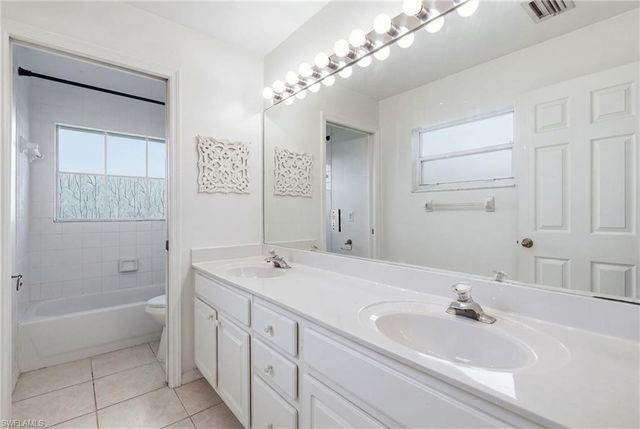 17841 Bermuda Dunes DR, Fort Myers, FL 33967