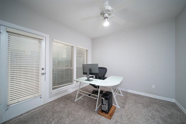 3848 Center Street, Houston, TX 77007
