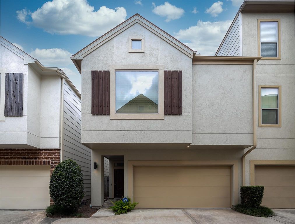 3848 Center Street, Houston, TX 77007