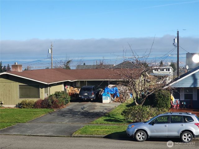 414 E 12th Street, Port Angeles, WA 98362